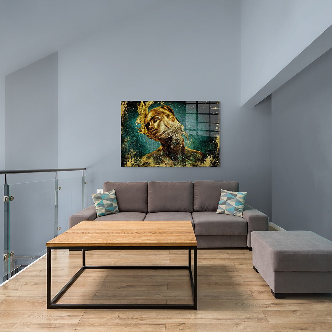 Gouden bloemen vrouw glasschilderij interieur