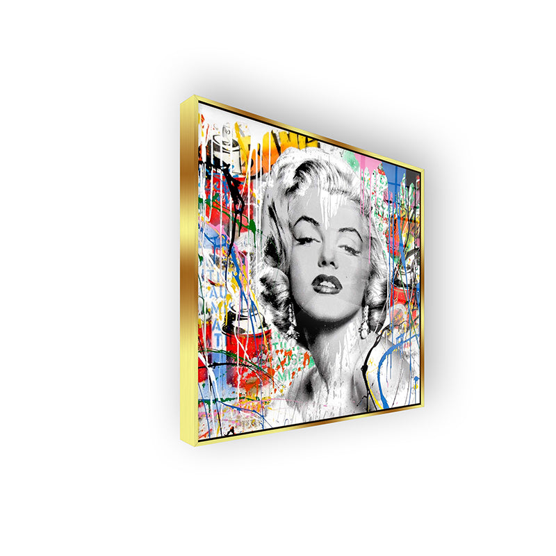 Marilyn painting in a gold frame side view